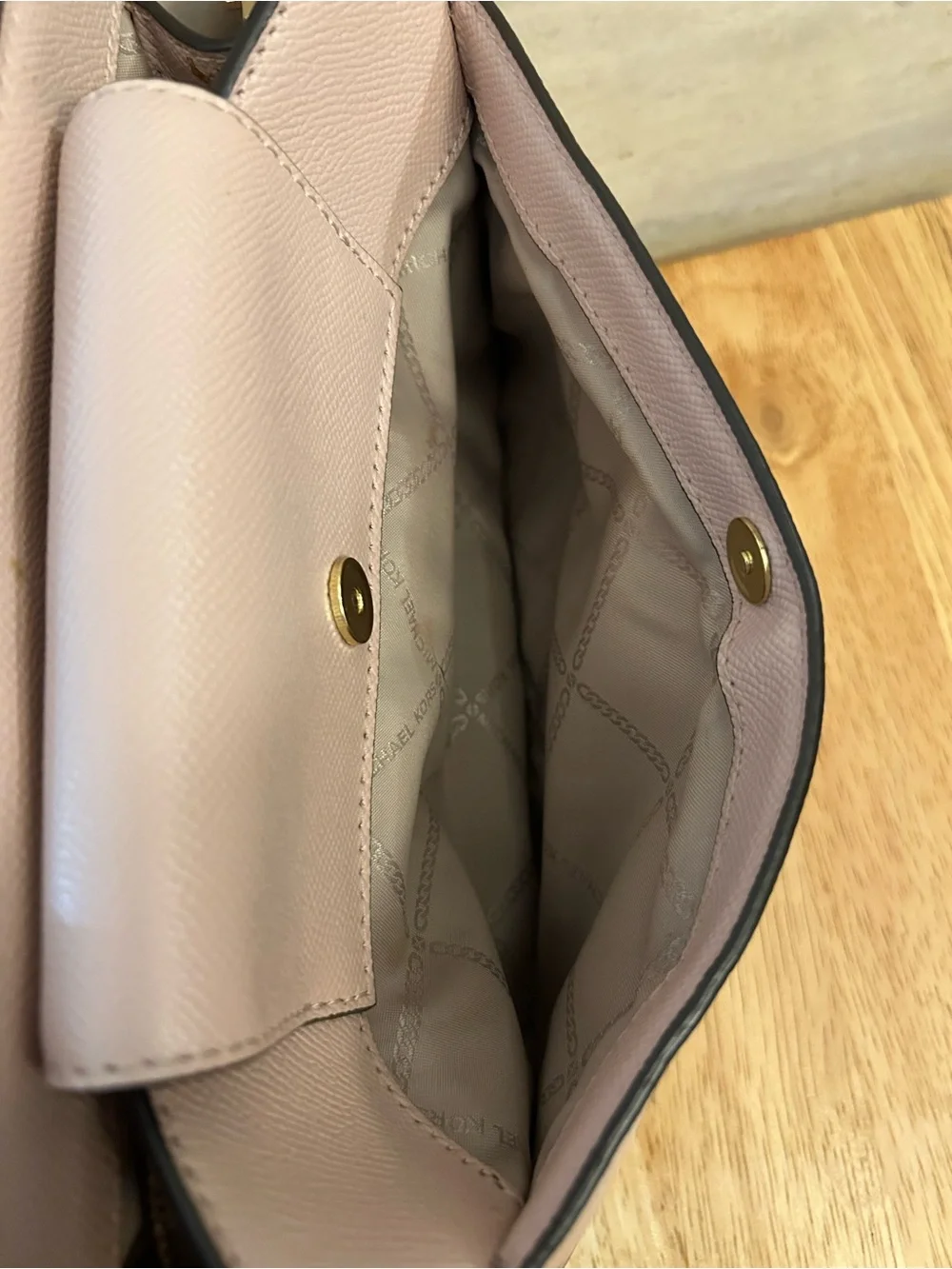 Michael Kors Mott Leather Convertible Pink Crossbody Shoulder Bag